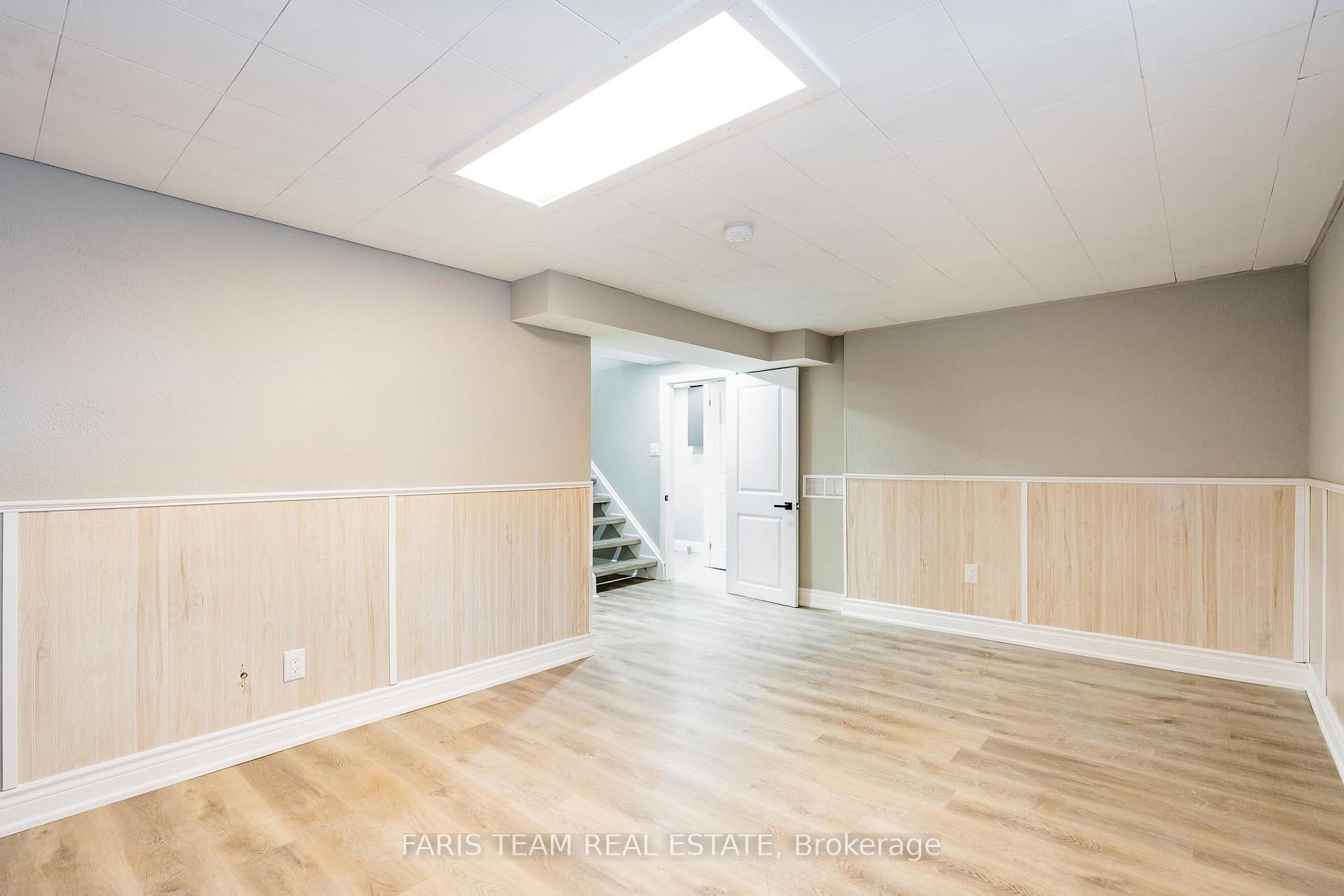 Photo 15 of 78 Gibbard Crescent, Collingwood — HOMEH