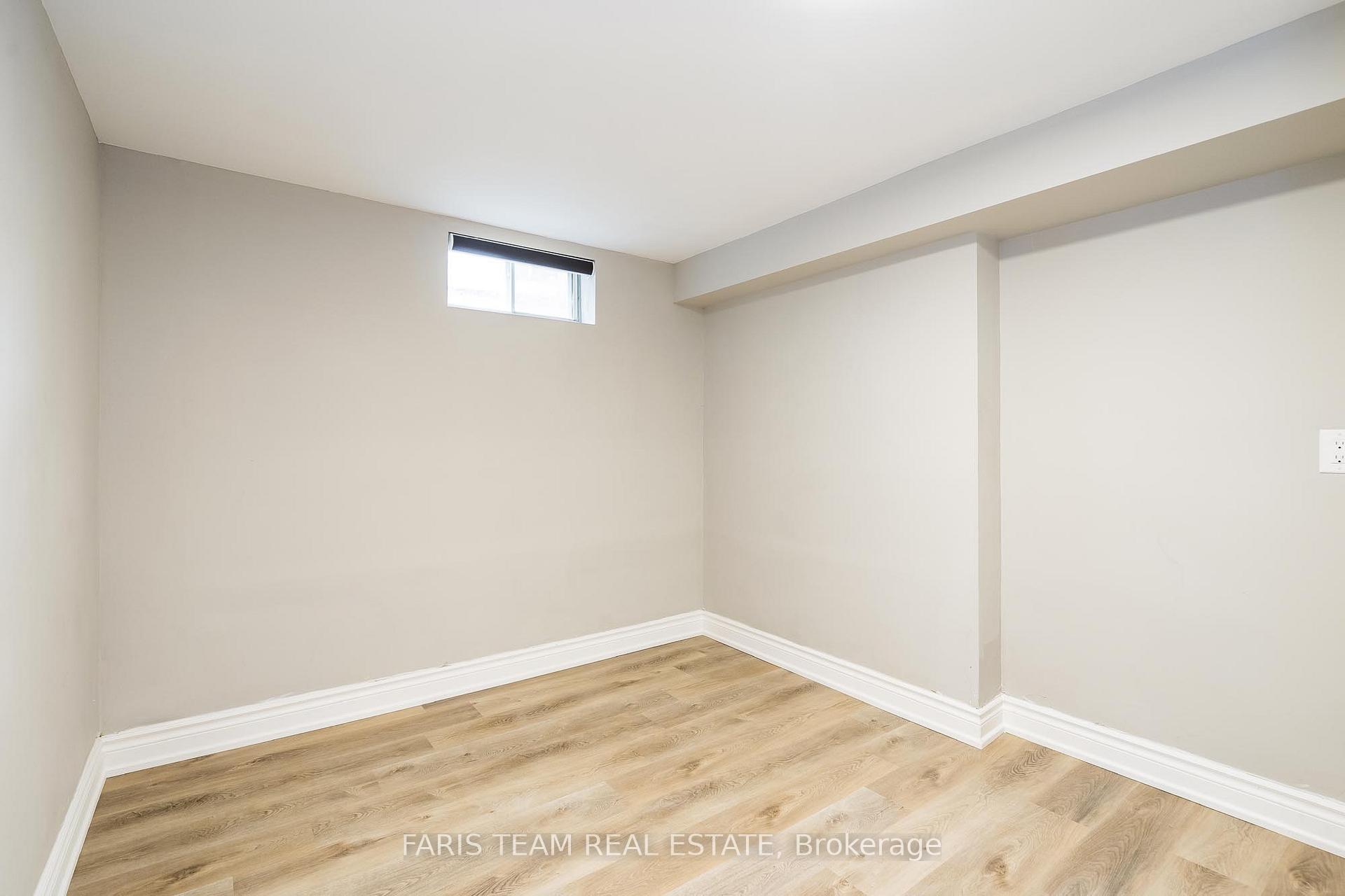 Photo 18 of 78 Gibbard Crescent, Collingwood — HOMEH