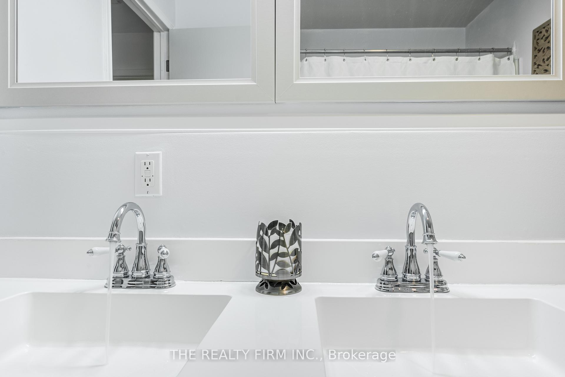Photo 12 of 209 Highview Drive, St. Thomas — HOMEH