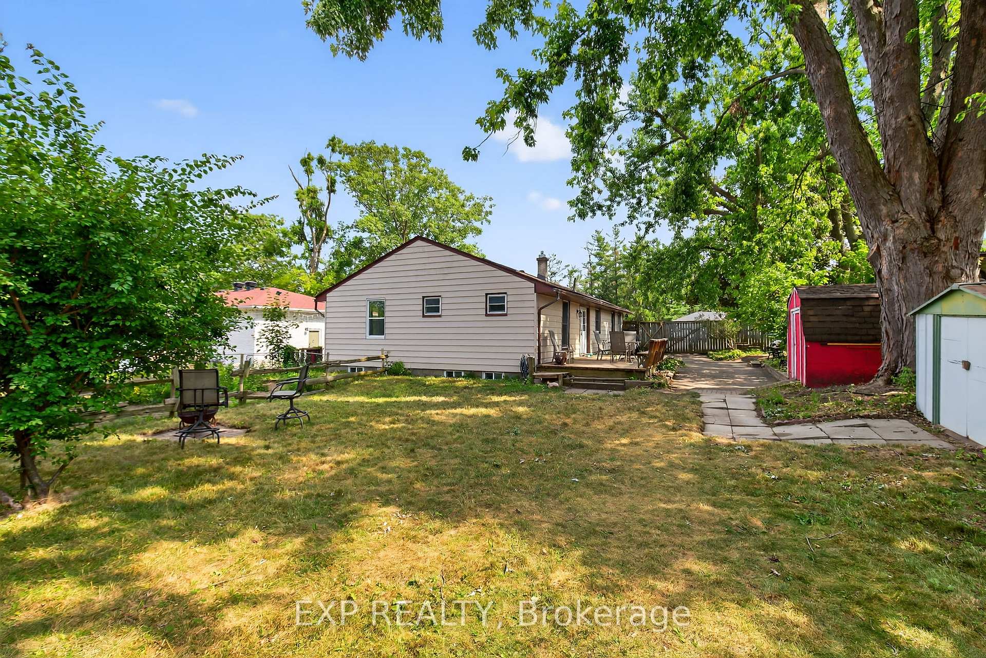 Photo 26 of 192 Little Avenue, Barrie, Allandale Heights — HOMEH