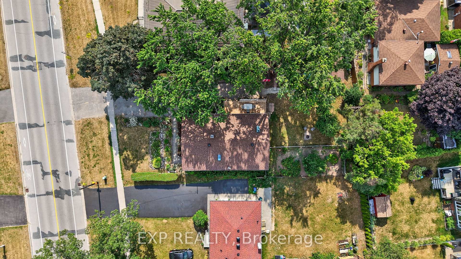 Photo 31 of 192 Little Avenue, Barrie, Allandale Heights — HOMEH
