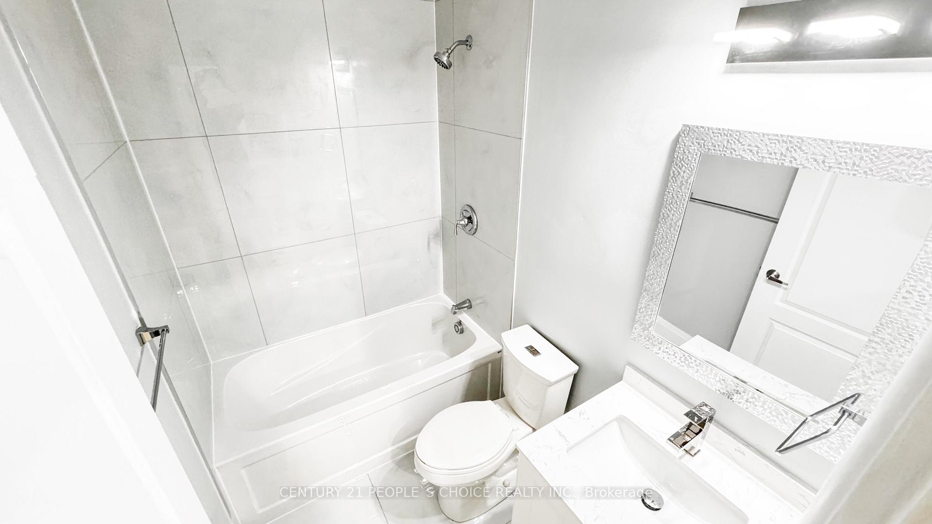 Photo 13 of 7 Hardale Crescent, Hamilton, Huntington — HOMEH
