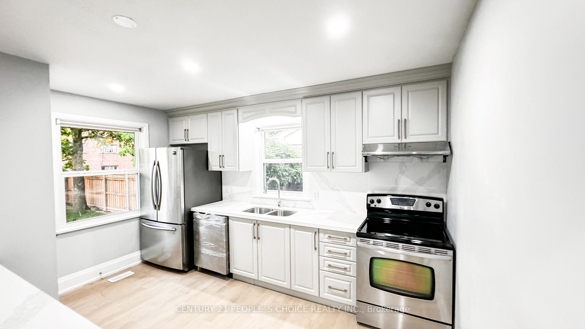 Photo 20 of 7 Hardale Crescent, Hamilton, Huntington — HOMEH
