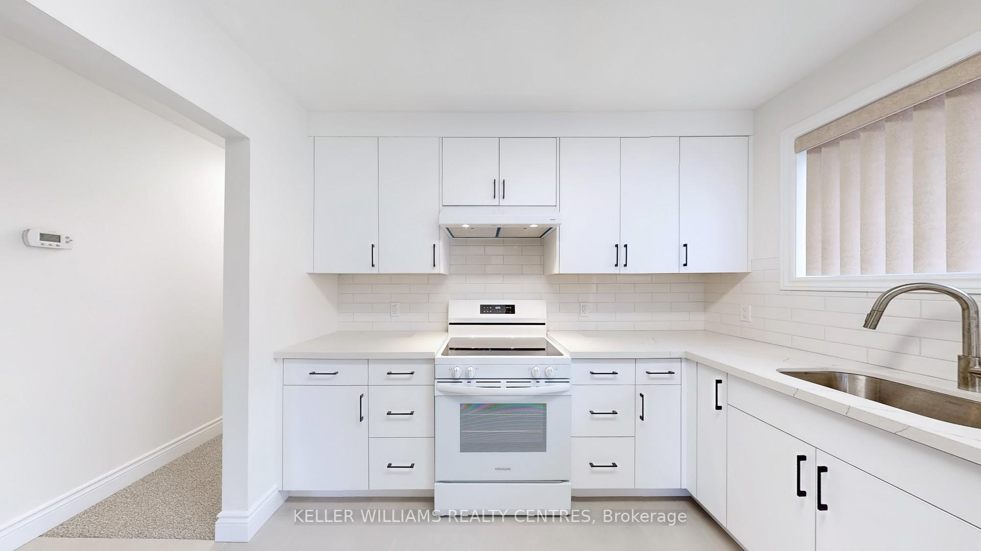 Photo 9 of 14 Algonquin Crescent, Aurora, Aurora Heights — HOMEH