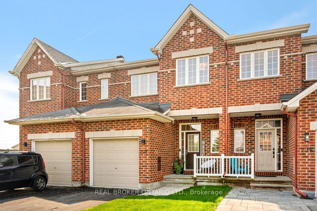 Photo 2 of 238 Jersey Tea Circle, Ottawa, Riverside South/Gloucester Glen — HOMEH