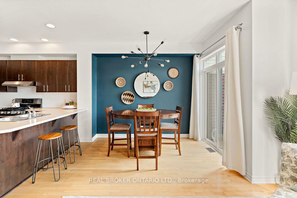 Photo 12 of 238 Jersey Tea Circle, Ottawa, Riverside South/Gloucester Glen — HOMEH
