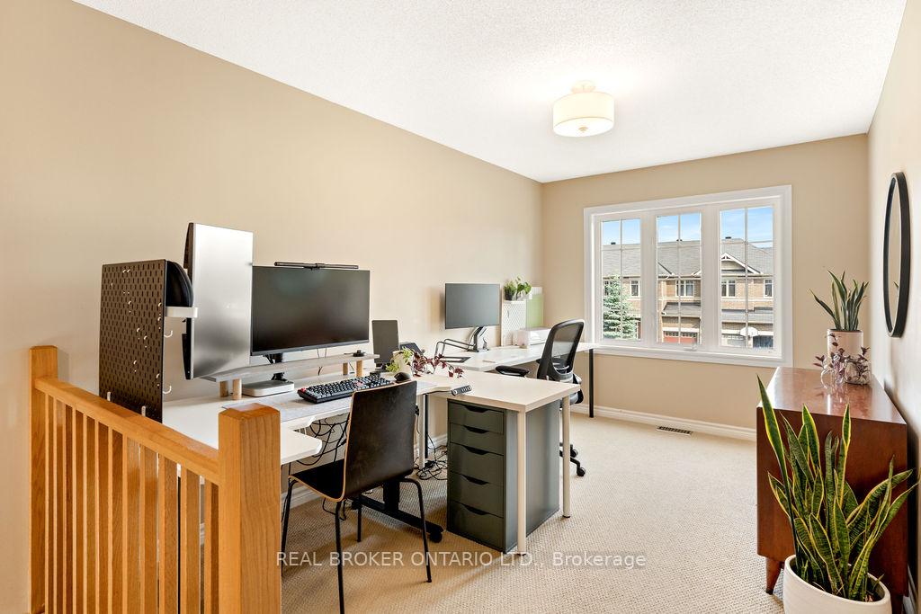 Photo 17 of 238 Jersey Tea Circle, Ottawa, Riverside South/Gloucester Glen — HOMEH