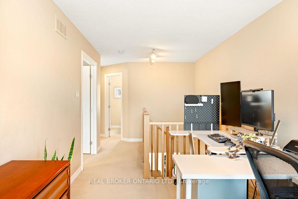 Photo 18 of 238 Jersey Tea Circle, Ottawa, Riverside South/Gloucester Glen — HOMEH