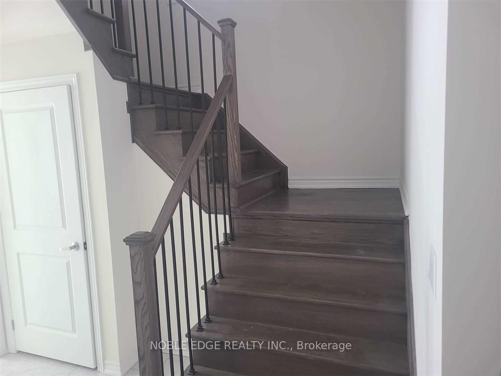Photo 10 of 30 Thornvalley Terrace, Caledon, Rural Caledon — HOMEH