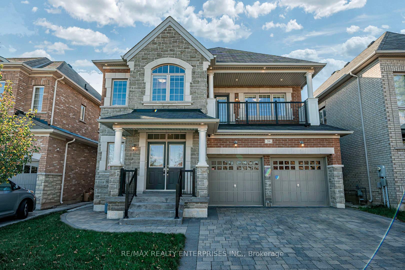 Front of 39 Lampman Crescent