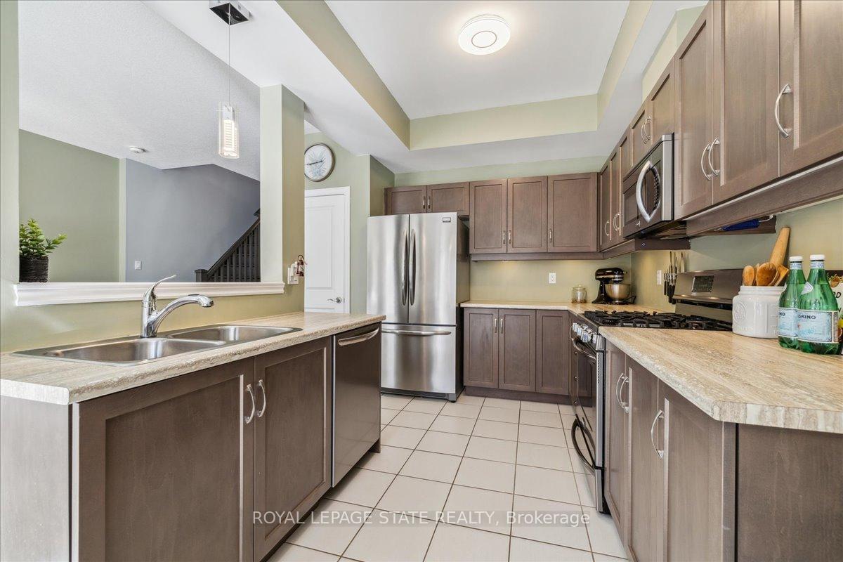 Photo 19 of 127 Kinsman Drive, Hamilton, Binbrook — HOMEH
