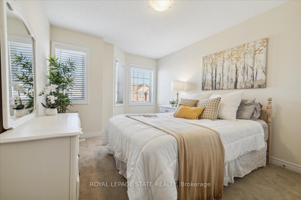 Photo 30 of 127 Kinsman Drive, Hamilton, Binbrook — HOMEH