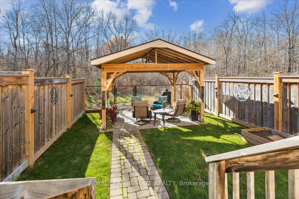 Photo 37 of 127 Kinsman Drive, Hamilton, Binbrook — HOMEH