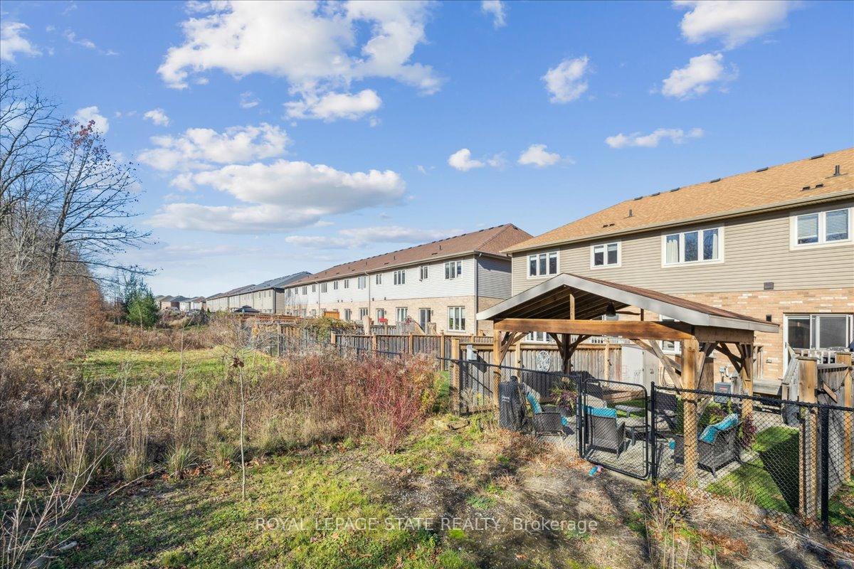 Photo 40 of 127 Kinsman Drive, Hamilton, Binbrook — HOMEH