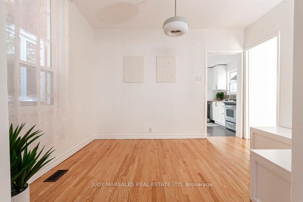 Photo 6 of 325 Hunter Street W, Hamilton, Kirkendall — HOMEH