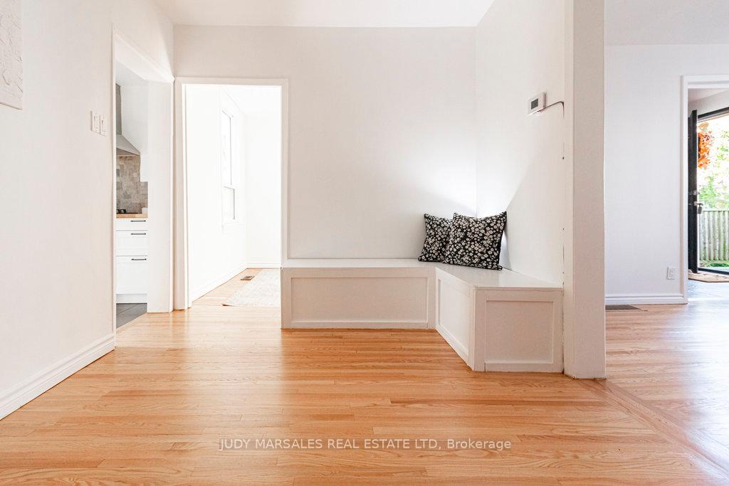 Photo 10 of 325 Hunter Street W, Hamilton, Kirkendall — HOMEH
