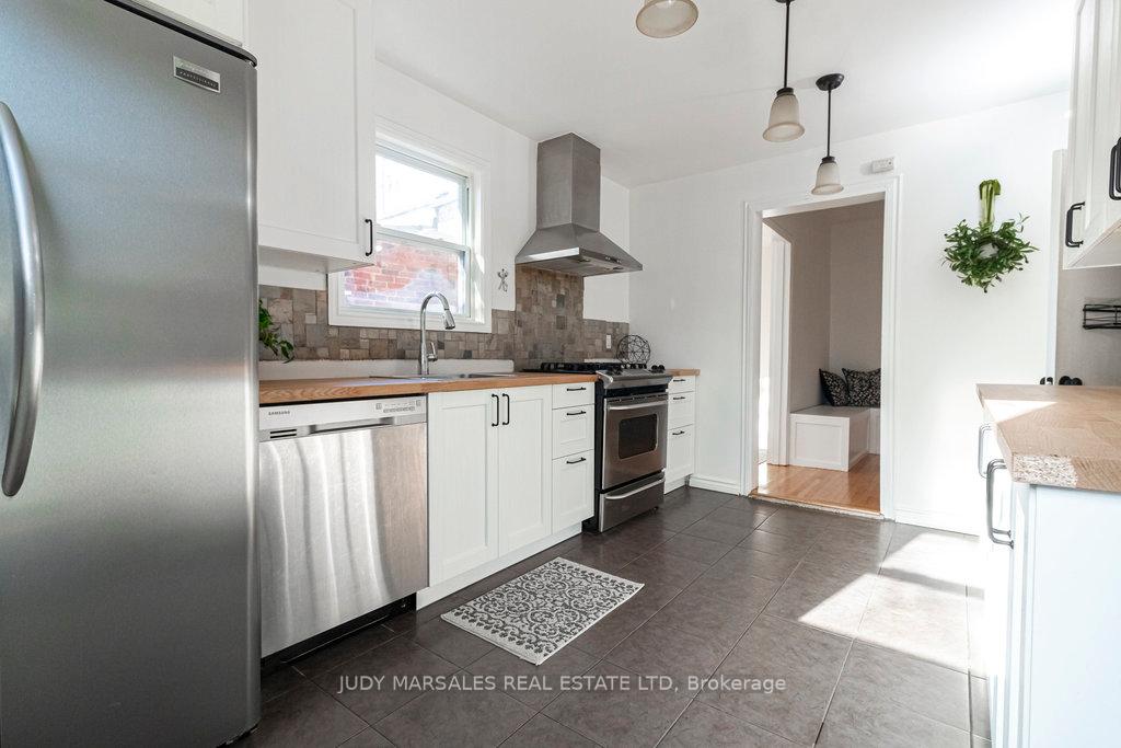 Photo 20 of 325 Hunter Street W, Hamilton, Kirkendall — HOMEH