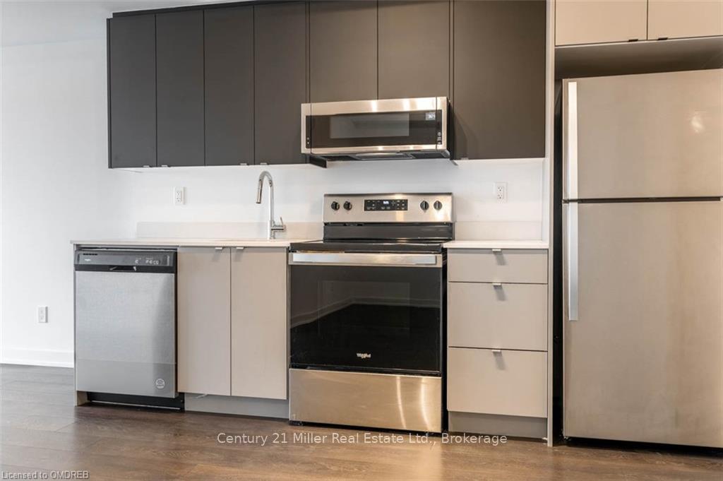 Photo 7 of Unit B408, 3200 Dakota, Burlington, Alton — HOMEH