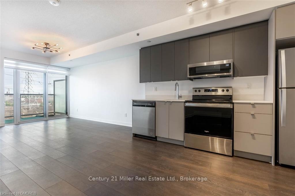 Photo 9 of Unit B408, 3200 Dakota, Burlington, Alton — HOMEH
