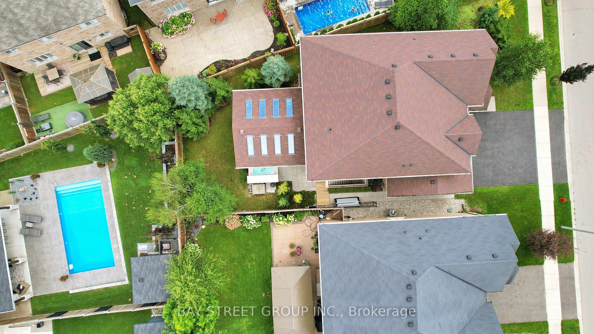 Photo 59 of 208 John Frederick Drive, Hamilton, Meadowlands — HOMEH
