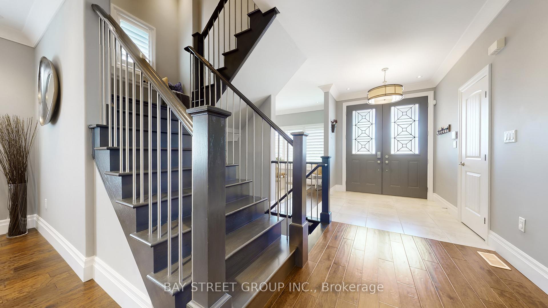 Photo 22 of 208 John Frederick Drive, Hamilton, Meadowlands — HOMEH