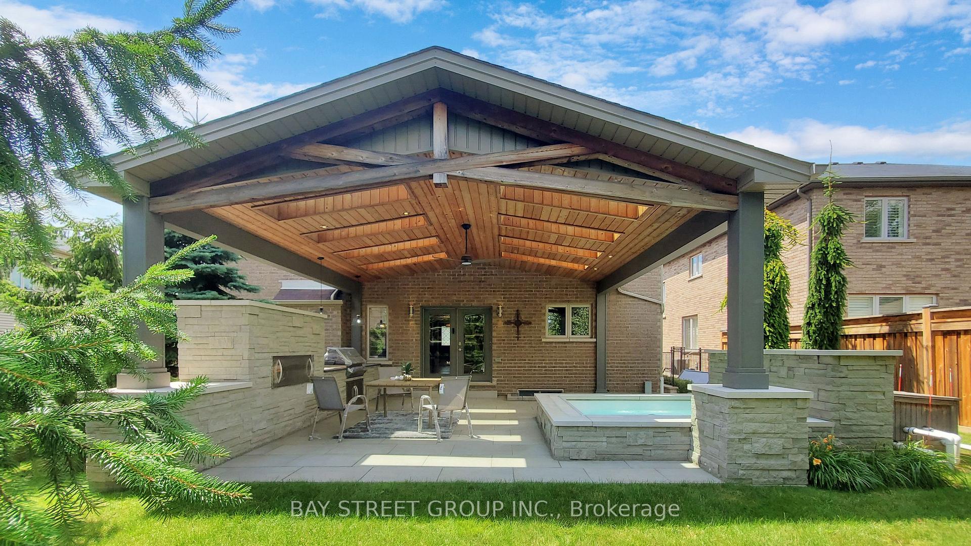 Photo 72 of 208 John Frederick Drive, Hamilton, Meadowlands — HOMEH