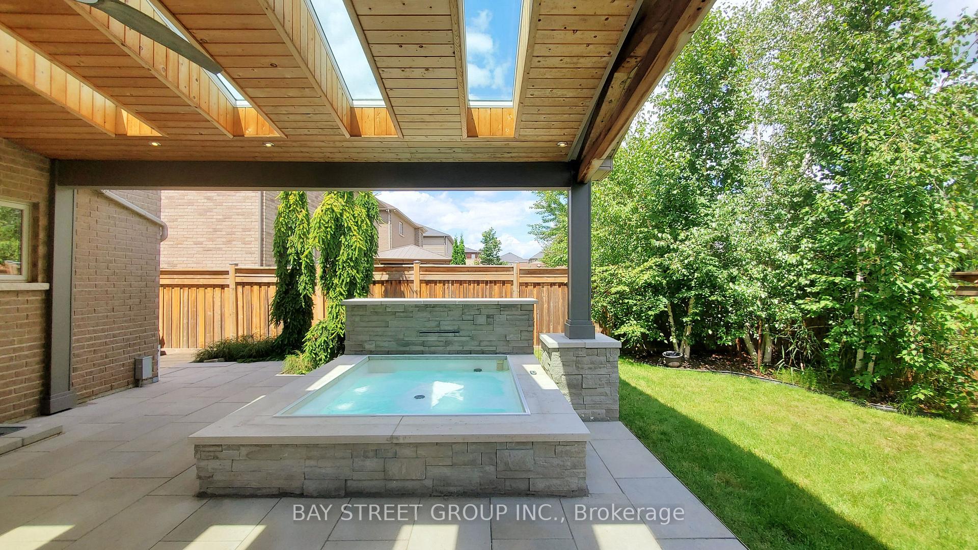 Photo 75 of 208 John Frederick Drive, Hamilton, Meadowlands — HOMEH