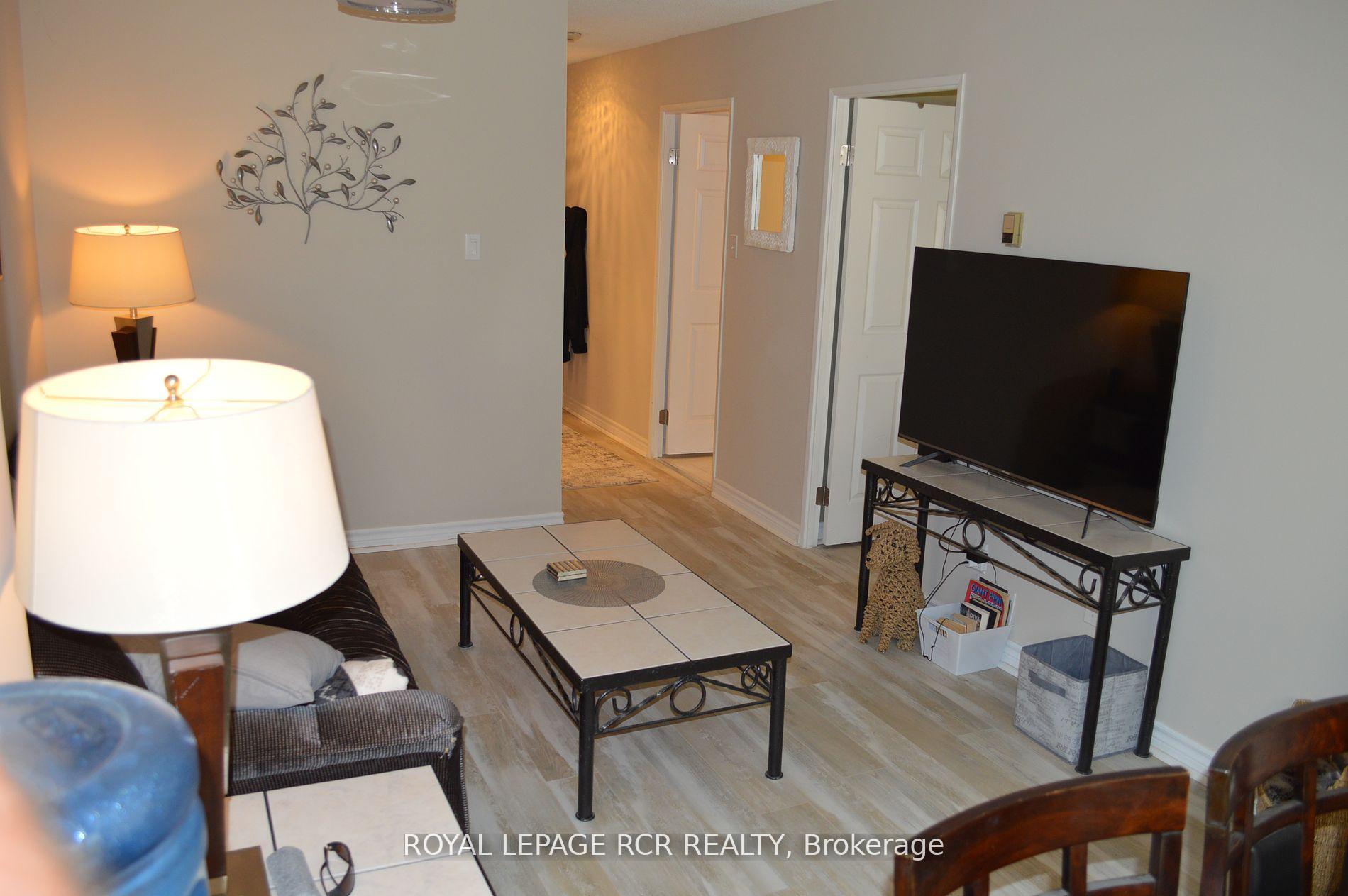 Photo 2 of Unit 410, 88 Charles Street E, Toronto, Church-Yonge Corridor — HOMEH