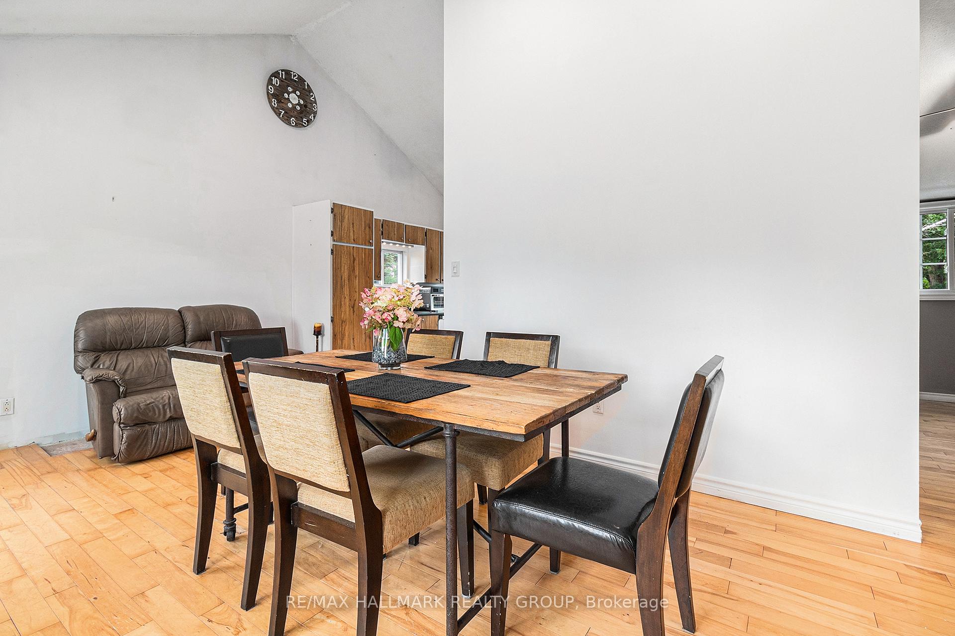 Photo 10 of 5055 Loggers Way, Ottawa, Fitzroy — HOMEH