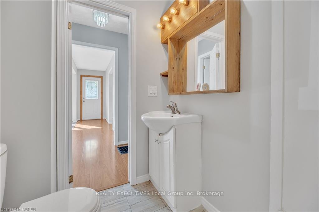 Photo 6 of 214 Gagnon Street, Bonfield — HOMEH