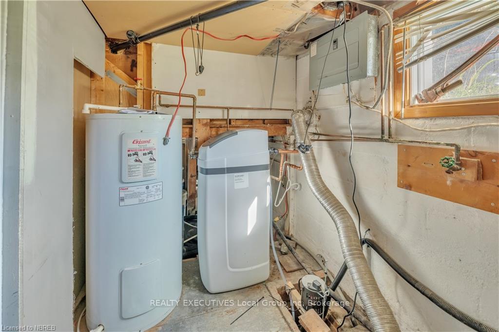 Photo 12 of 214 Gagnon Street, Bonfield — HOMEH