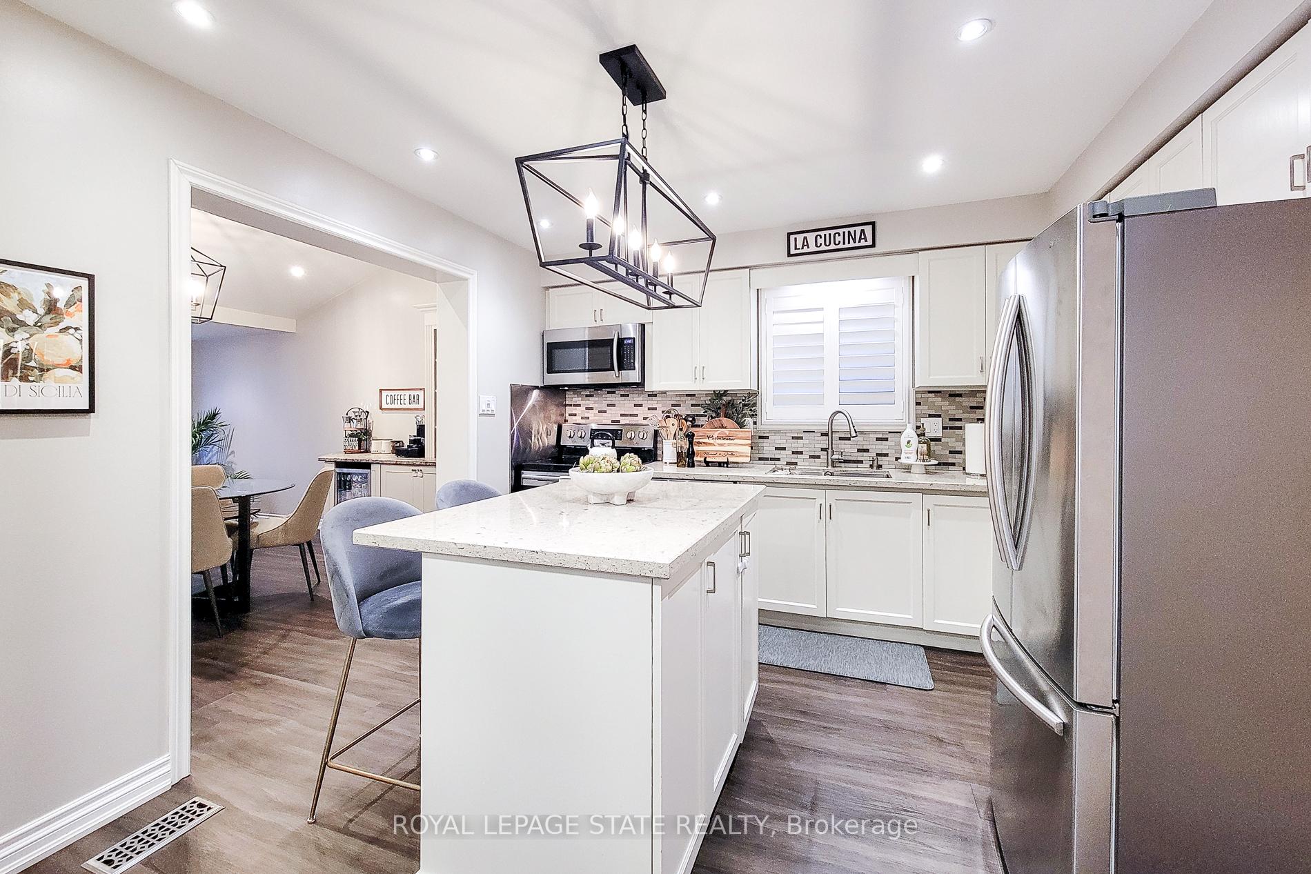 Photo 9 of 51 Branthaven Drive, Hamilton, Stoney Creek Mountain — HOMEH