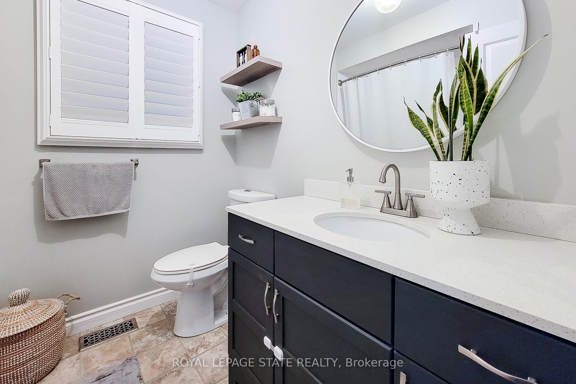 Photo 23 of 51 Branthaven Drive, Hamilton, Stoney Creek Mountain — HOMEH