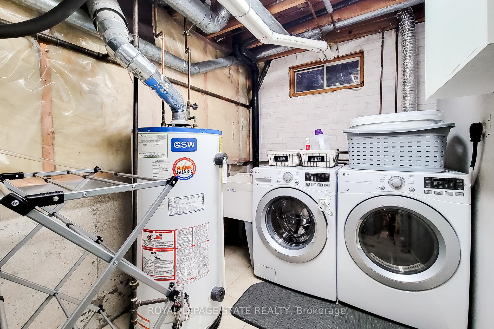 Photo 33 of 51 Branthaven Drive, Hamilton, Stoney Creek Mountain — HOMEH