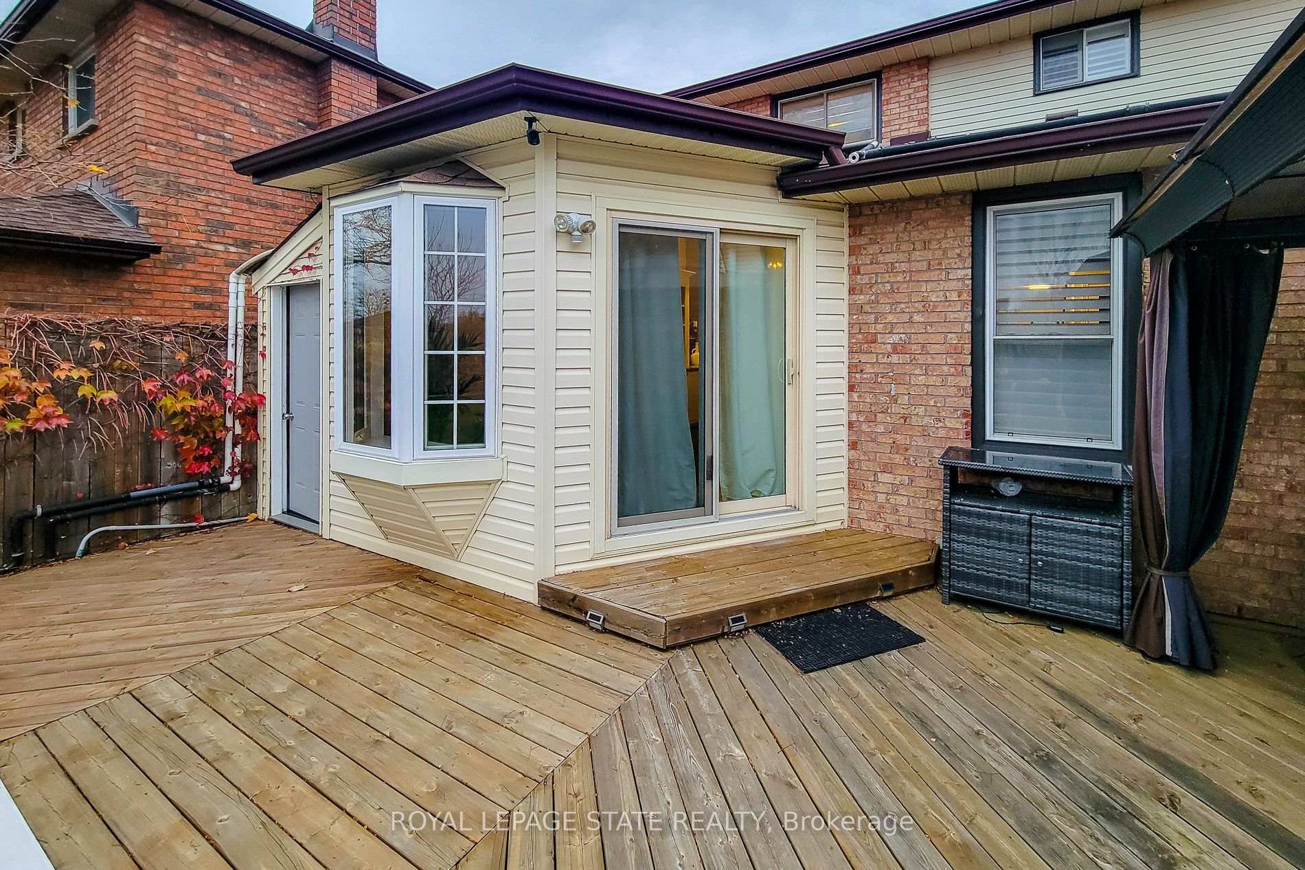 Photo 34 of 51 Branthaven Drive, Hamilton, Stoney Creek Mountain — HOMEH