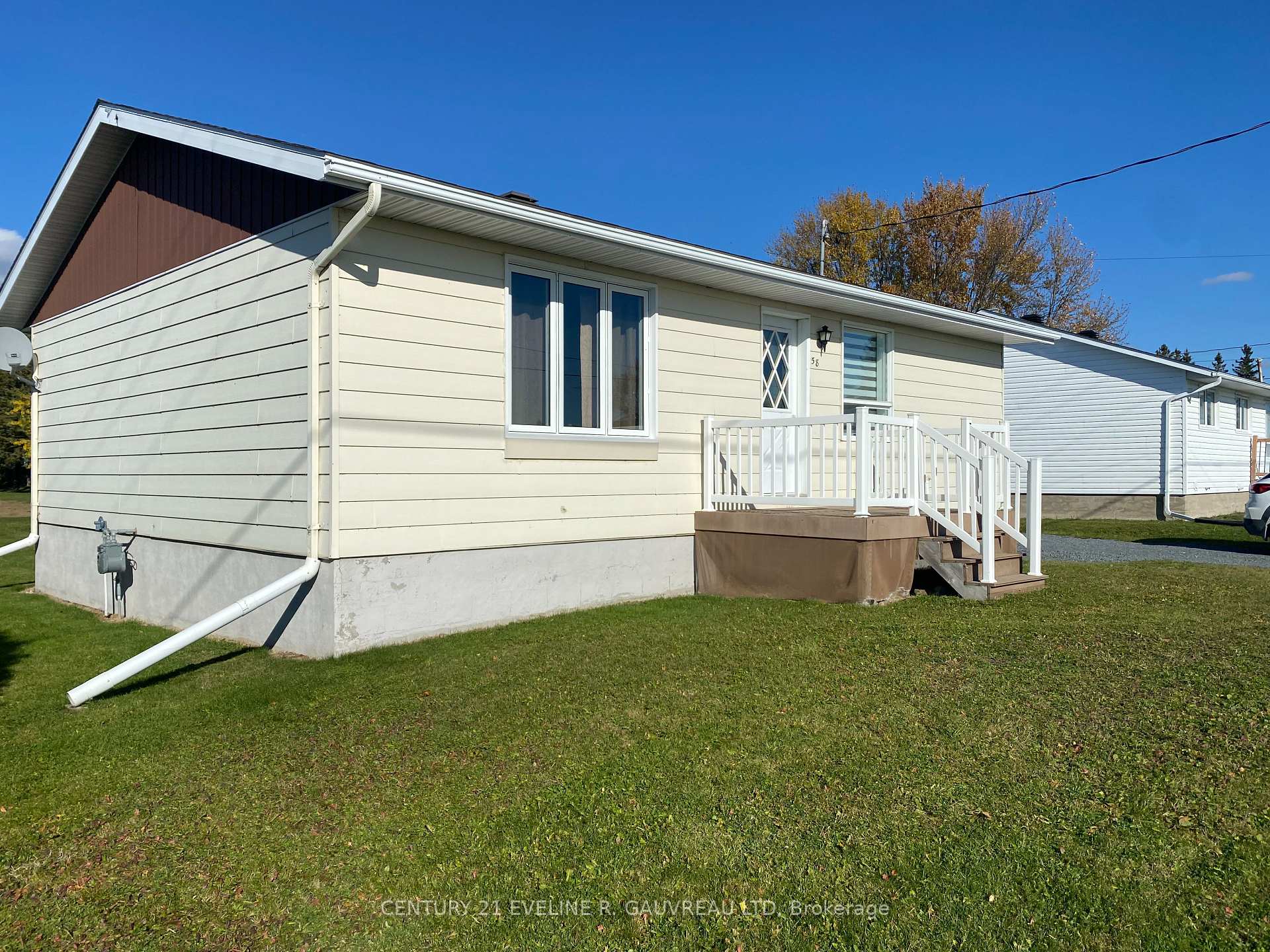 Photo 2 of 58 Tenth Street W, Armstrong, Earlton — HOMEH
