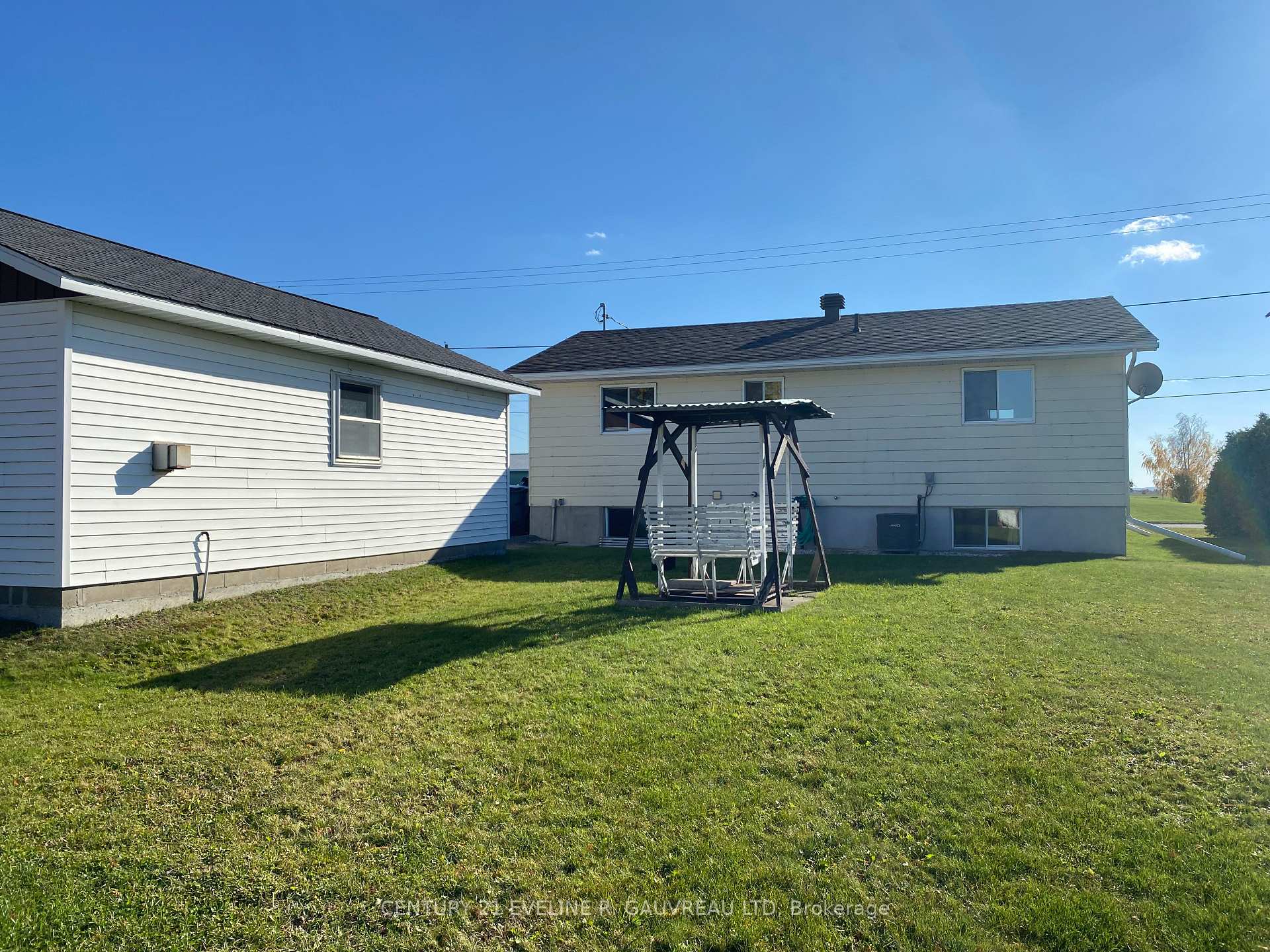 Photo 16 of 58 Tenth Street W, Armstrong, Earlton — HOMEH