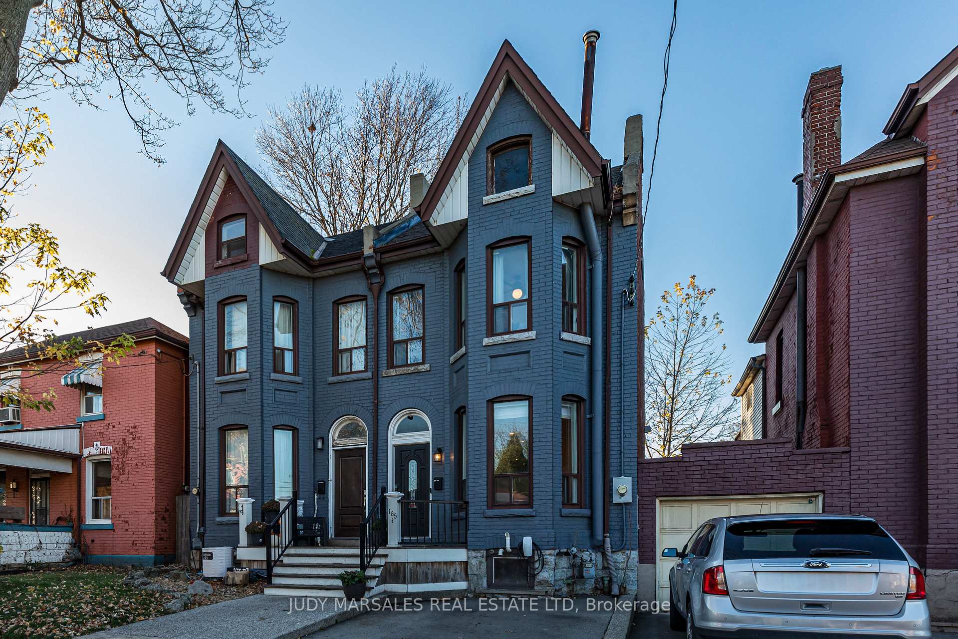 Photo 2 of Unit 1/2, 185 Emerald Street, Hamilton, Landsdale — HOMEH