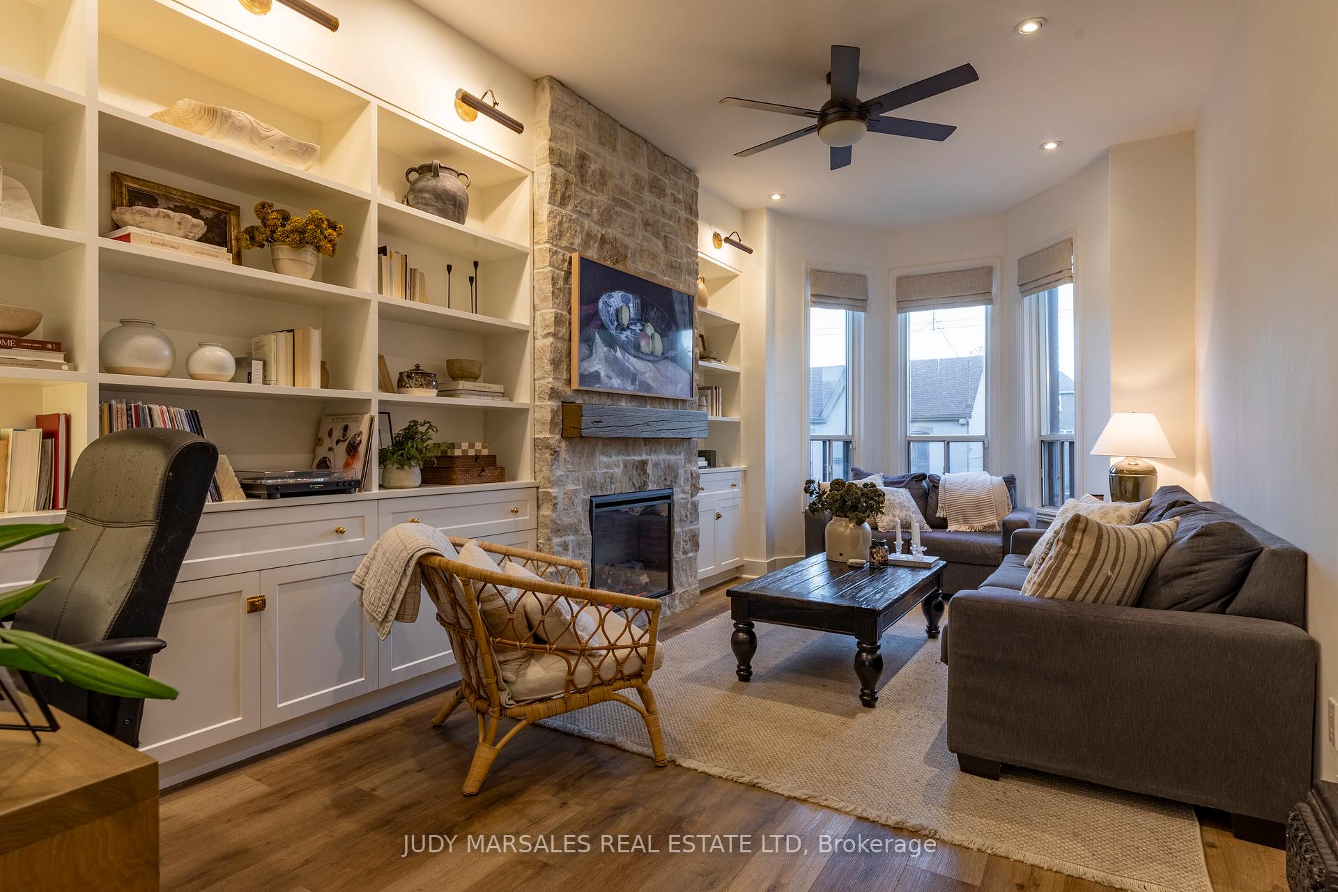 Photo 5 of Unit 1/2, 185 Emerald Street, Hamilton, Landsdale — HOMEH