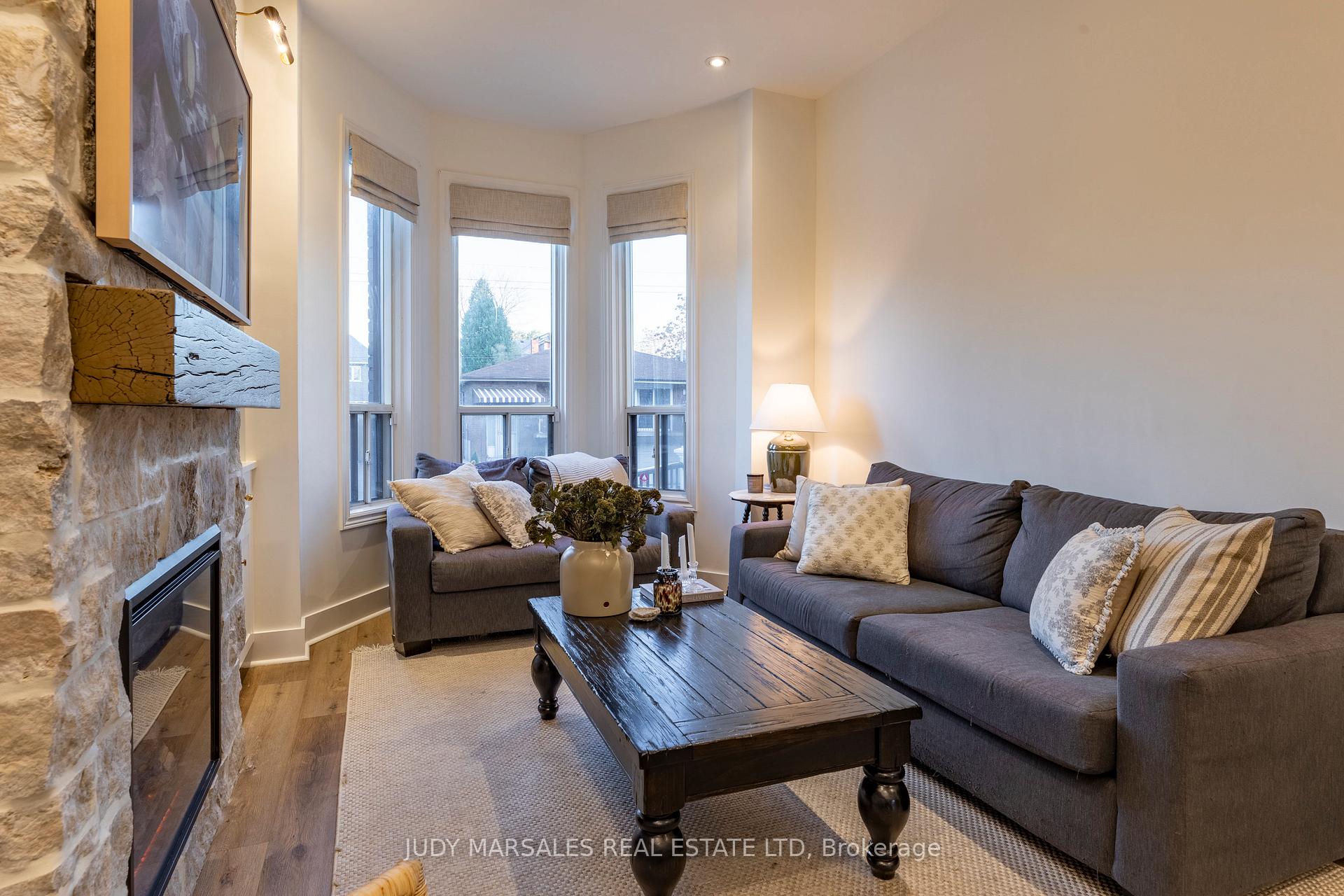 Photo 6 of Unit 1/2, 185 Emerald Street, Hamilton, Landsdale — HOMEH