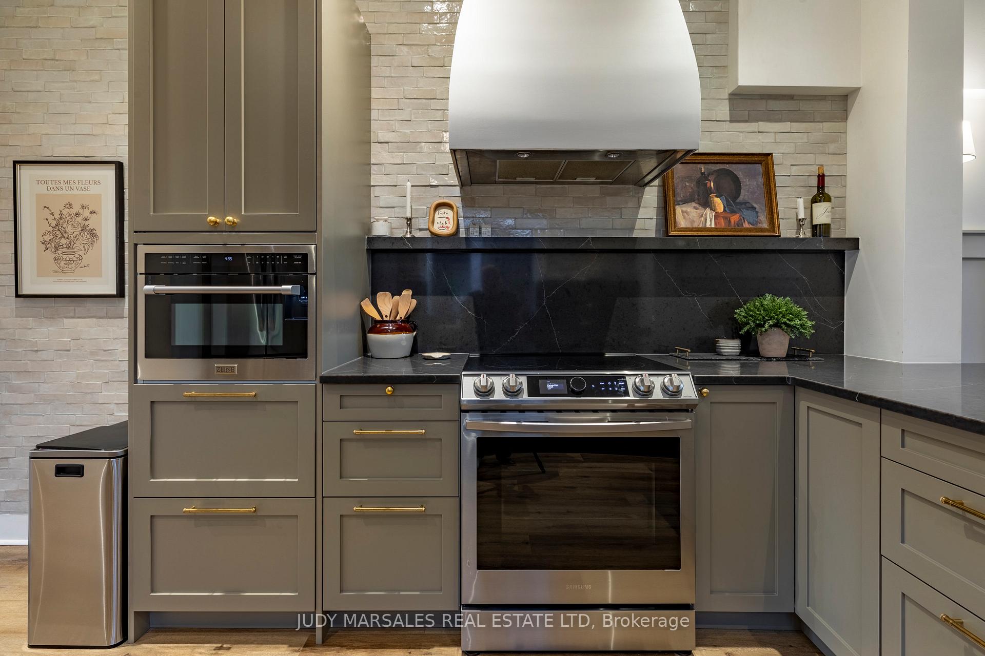 Photo 11 of Unit 1/2, 185 Emerald Street, Hamilton, Landsdale — HOMEH