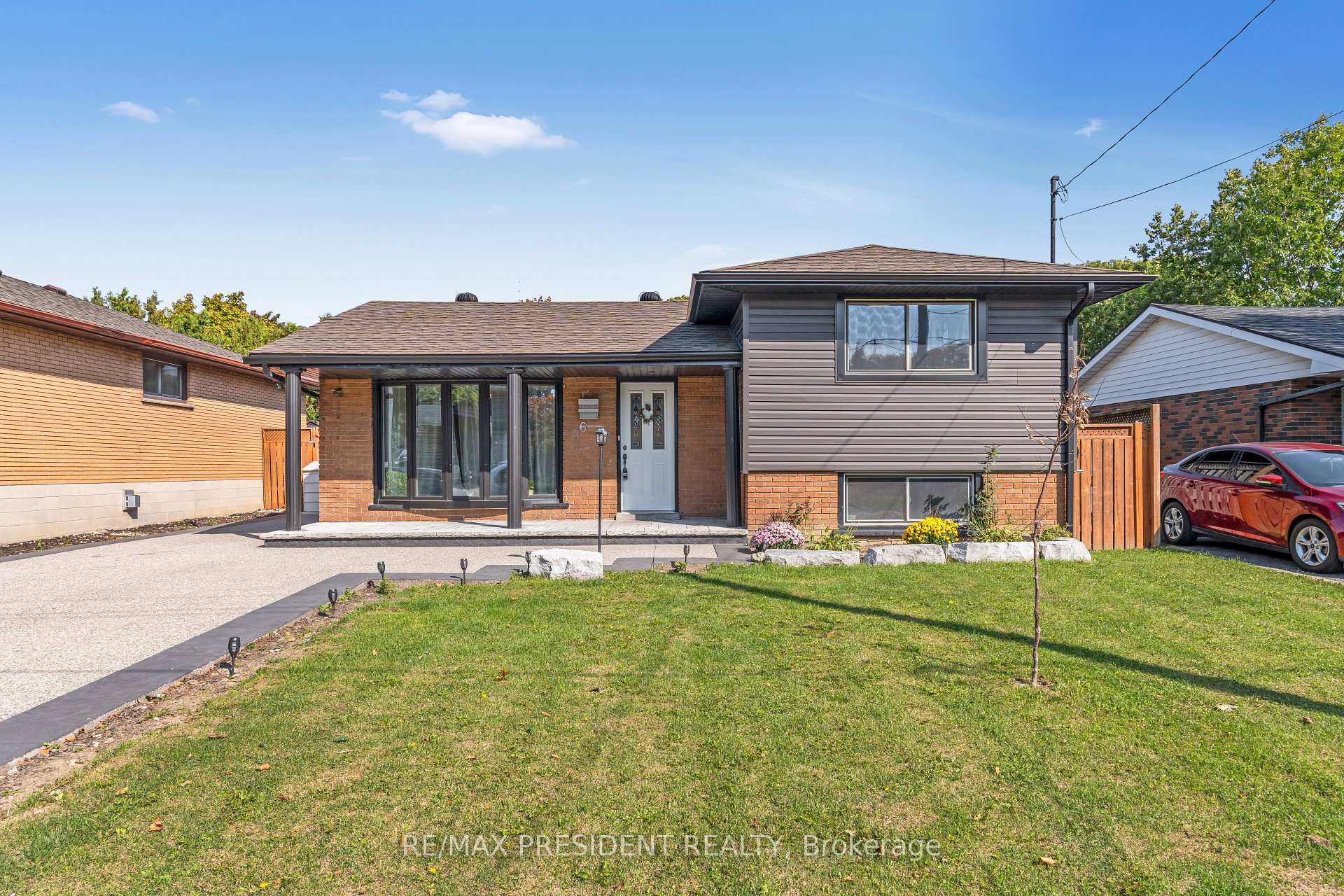 Photo 2 of 6 Rideau Crescent, Hamilton, Lisgar — HOMEH