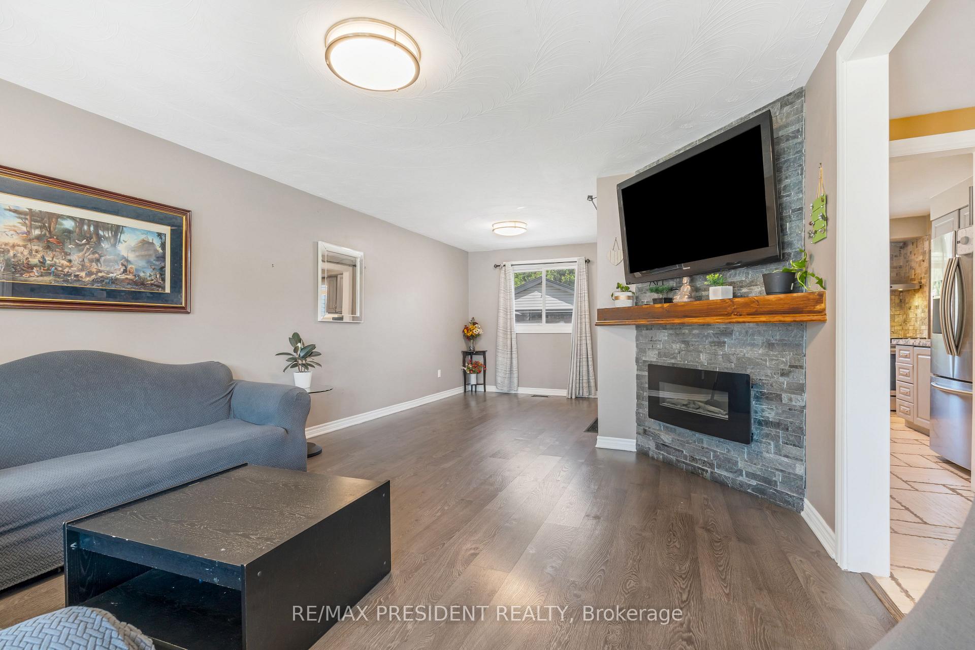 Photo 9 of 6 Rideau Crescent, Hamilton, Lisgar — HOMEH