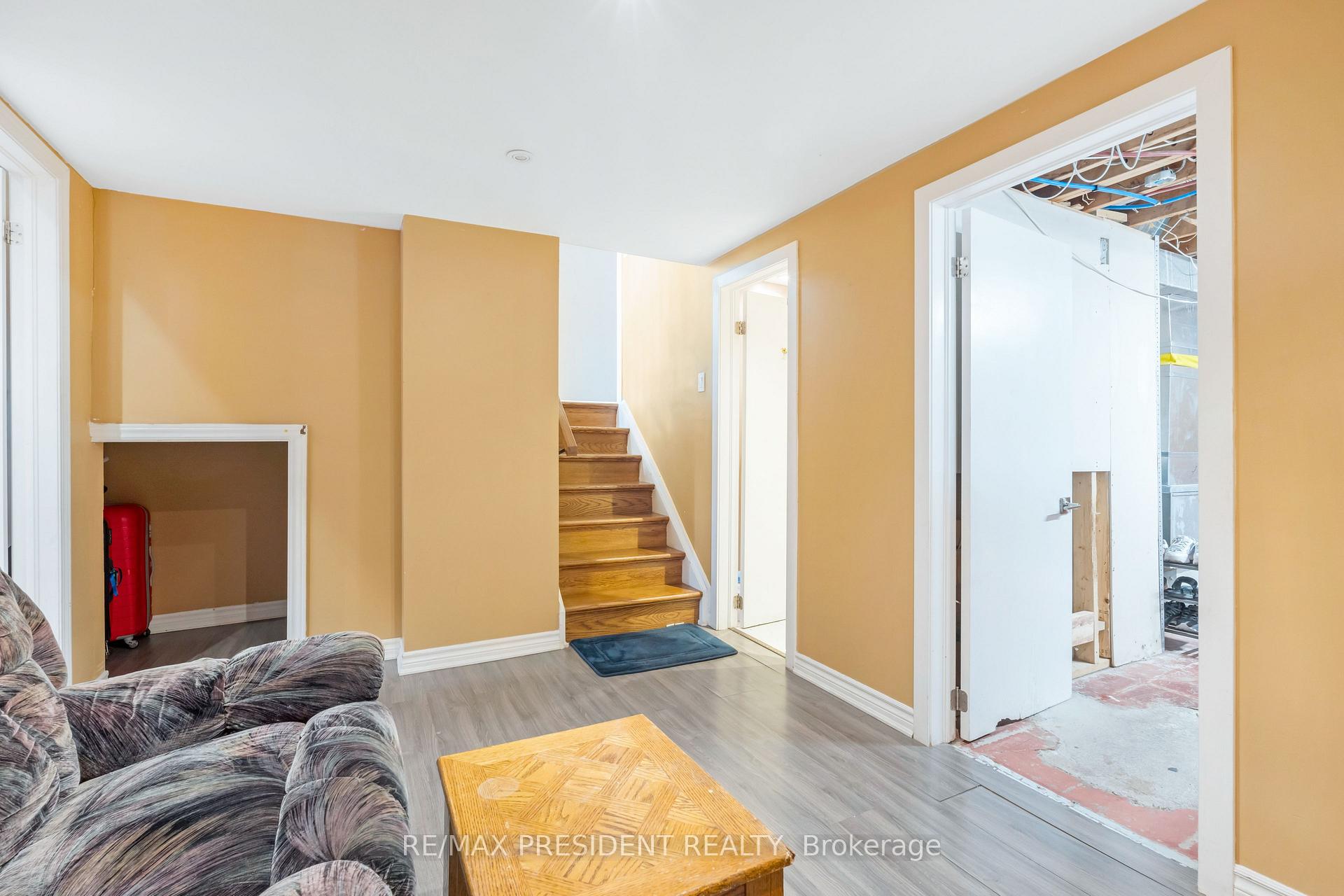 Photo 26 of 6 Rideau Crescent, Hamilton, Lisgar — HOMEH