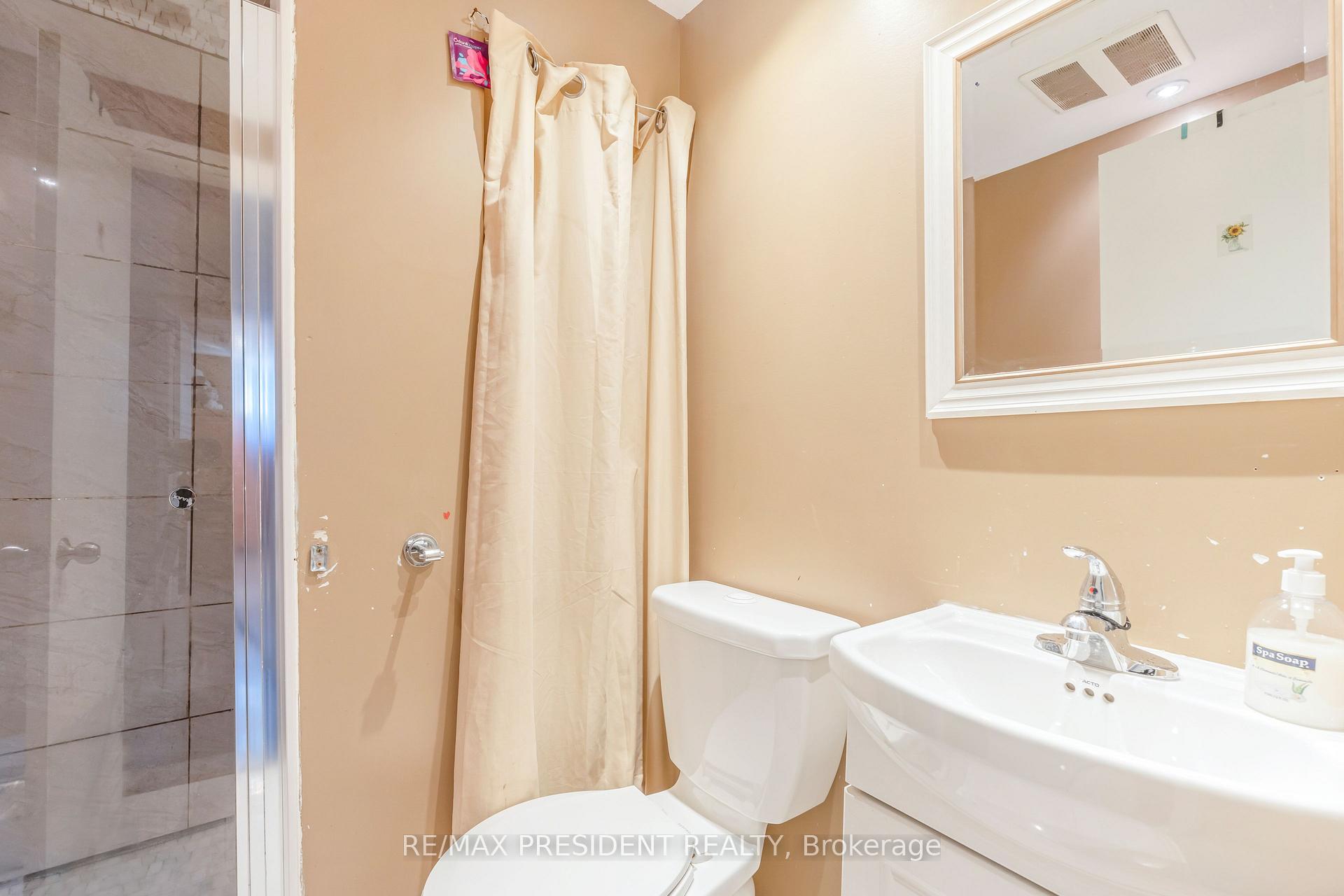 Photo 28 of 6 Rideau Crescent, Hamilton, Lisgar — HOMEH