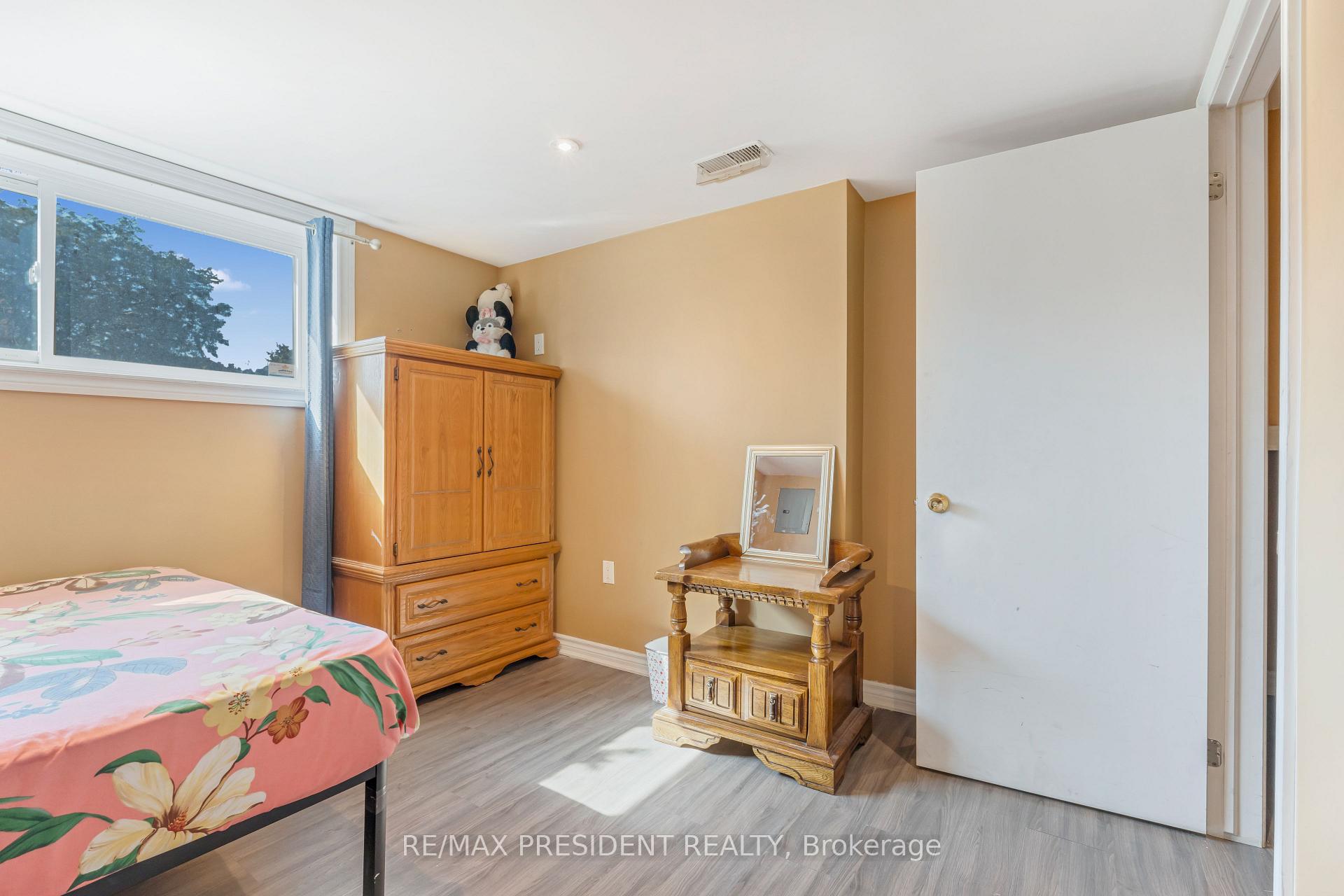Photo 30 of 6 Rideau Crescent, Hamilton, Lisgar — HOMEH
