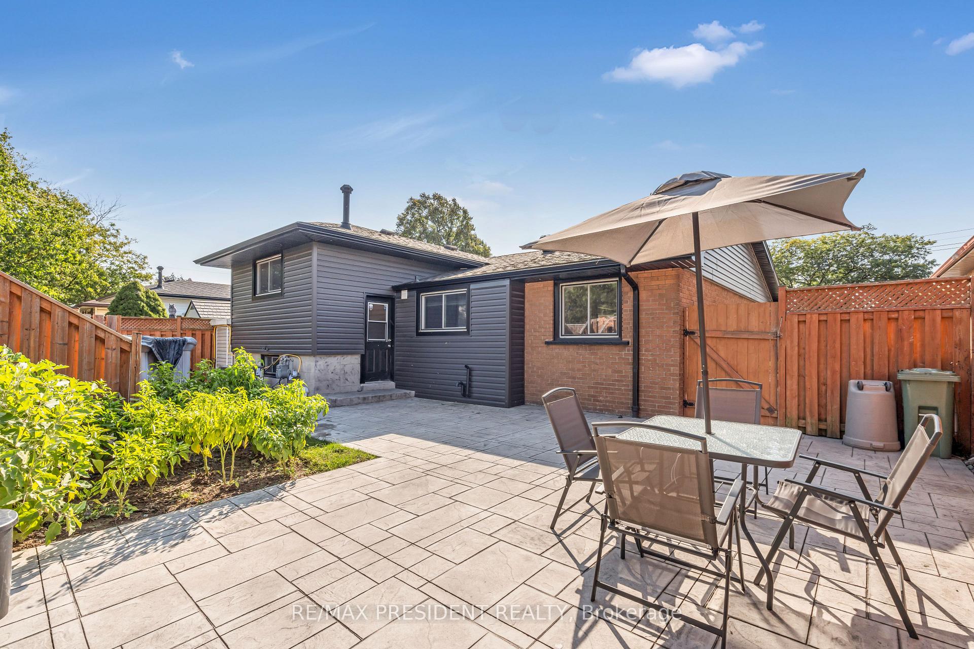 Photo 35 of 6 Rideau Crescent, Hamilton, Lisgar — HOMEH