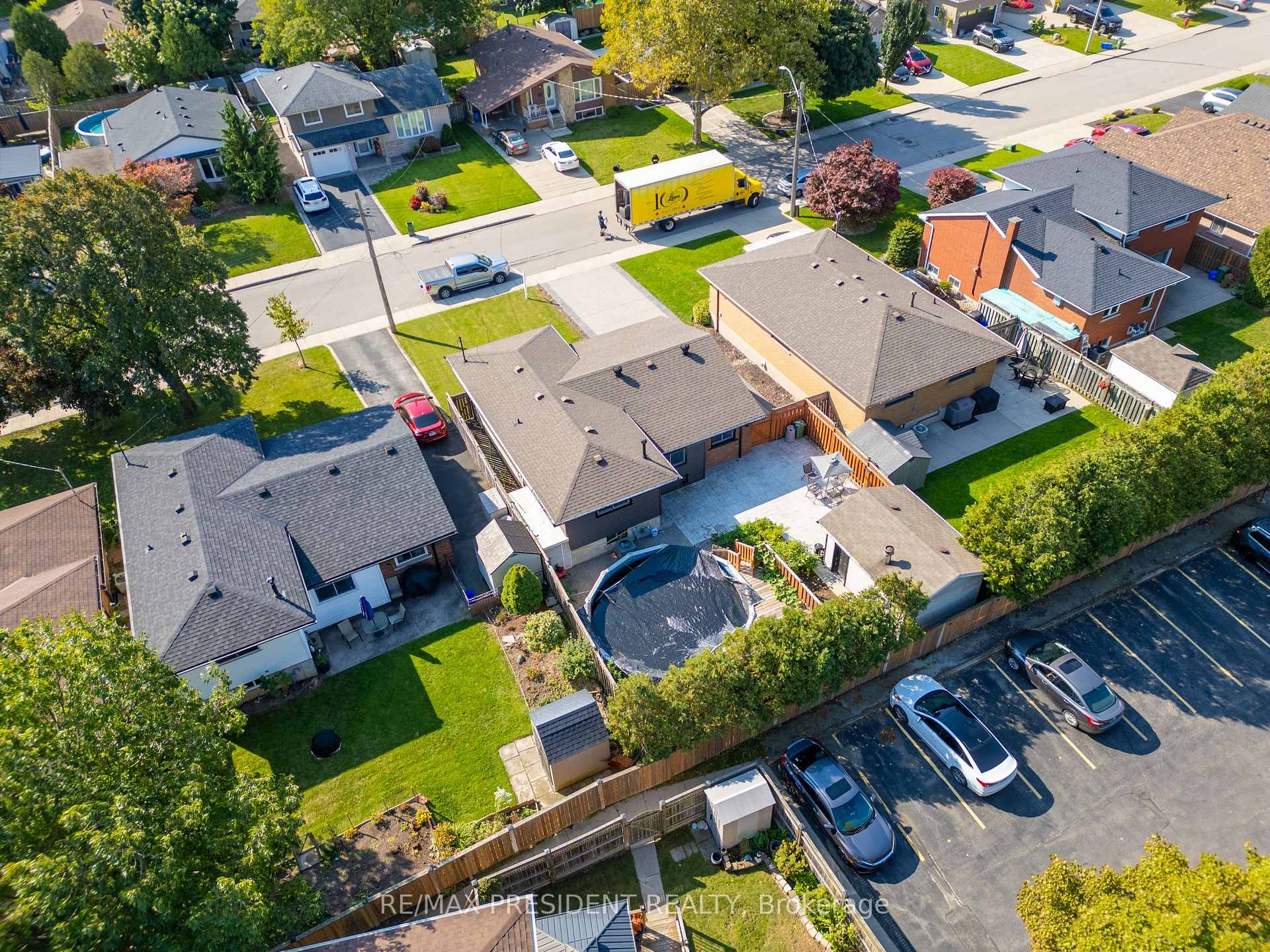 Photo 38 of 6 Rideau Crescent, Hamilton, Lisgar — HOMEH