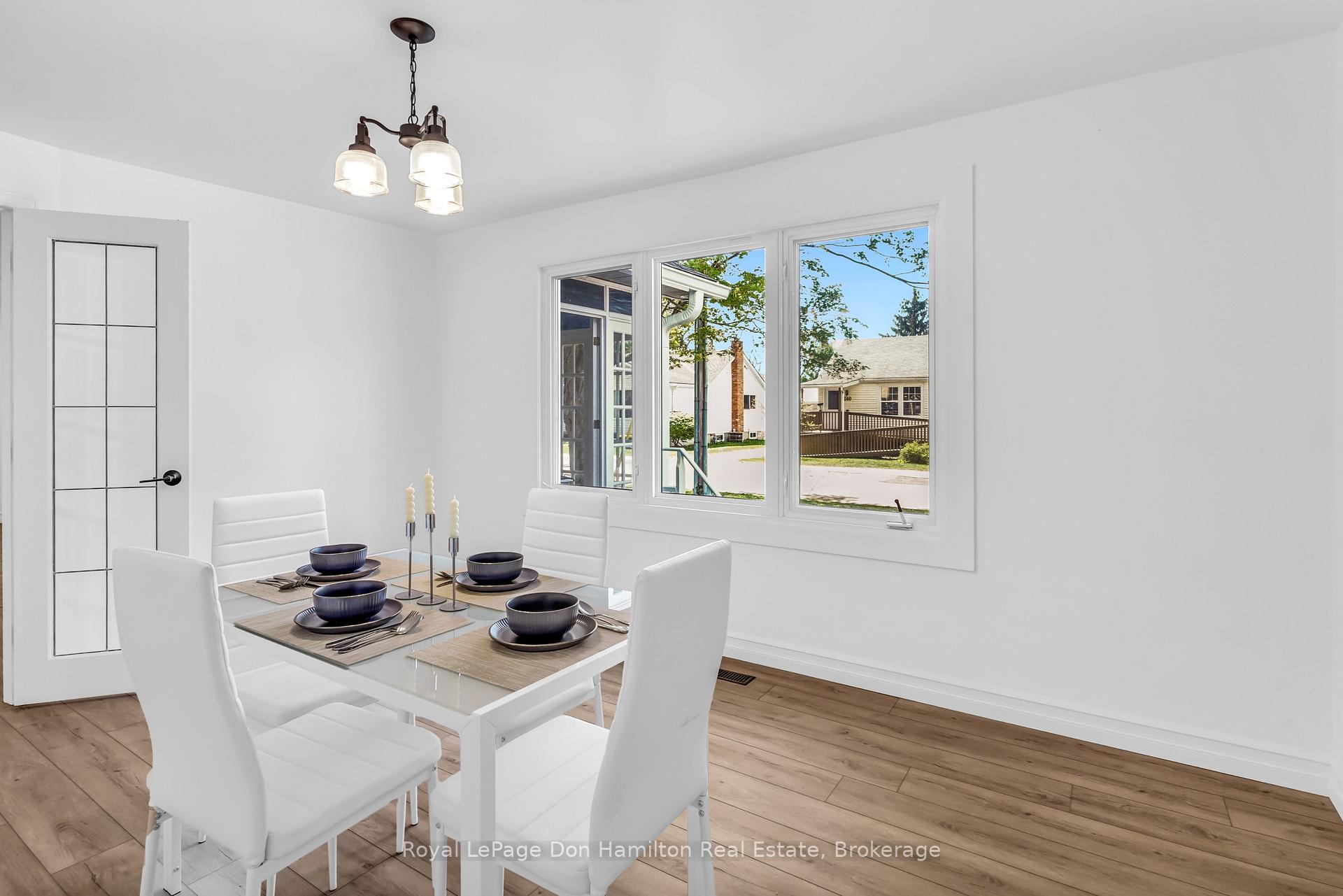Photo 14 of 239 Jones Street, Goderich, Goderich (Town) — HOMEH