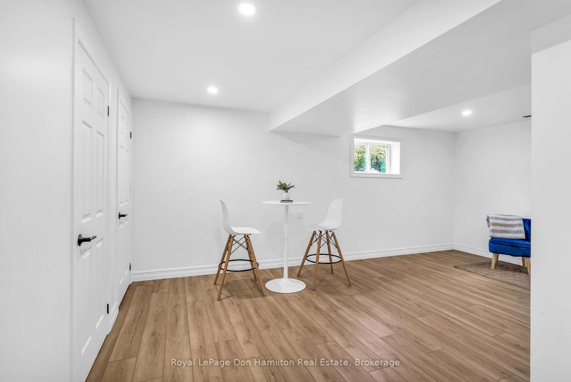 Photo 37 of 239 Jones Street, Goderich, Goderich (Town) — HOMEH